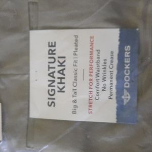Men's Dockers Khakis